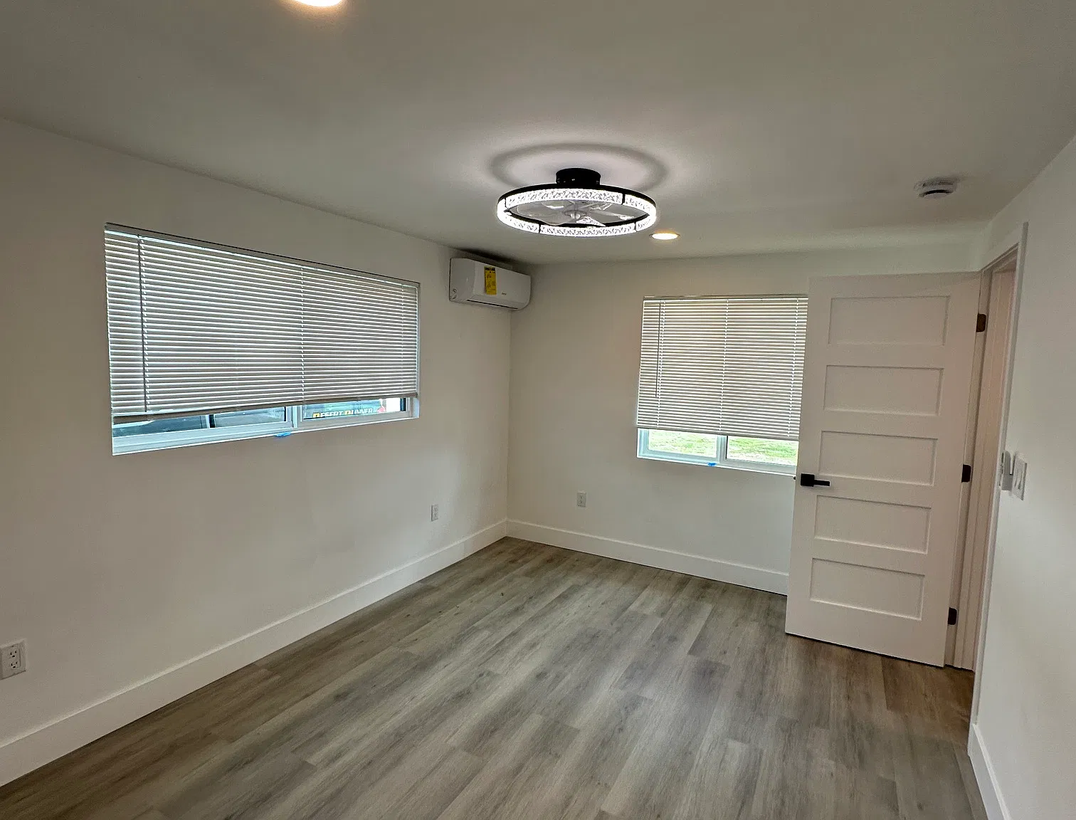1 bed, $2,075 — Photo 2
