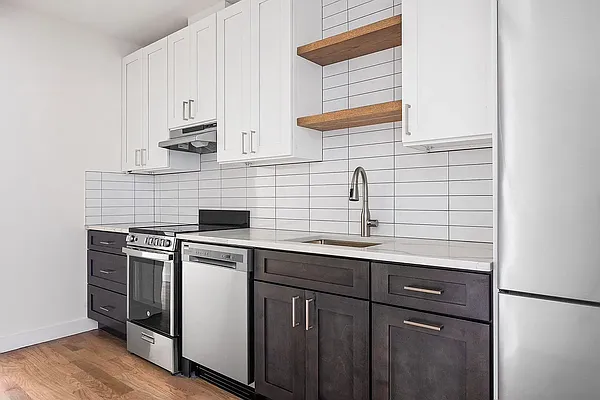 Kitchen, photo 2