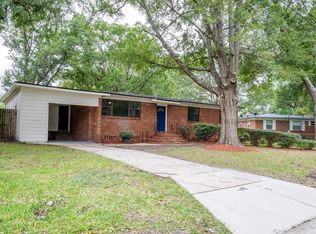 3914 Barmer Dr, Jacksonville, FL 32210