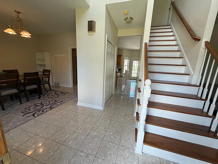 233 S Bayshore Dr — Photo 9