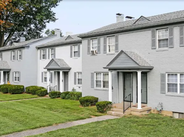 Beechmont Townhomes