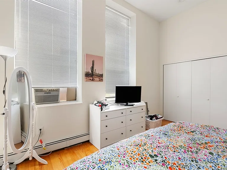80 Beaumont St #204 — Photo 15