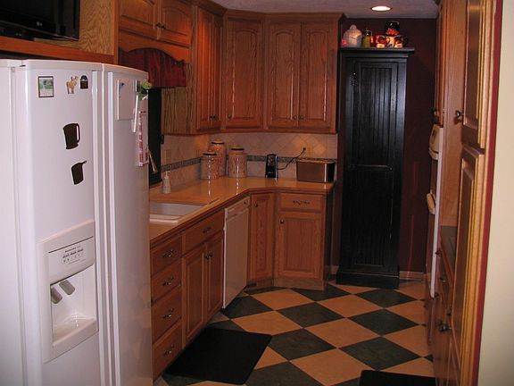 4th image of 1310 Taft St
