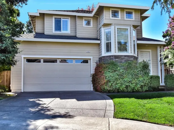 1882 Knolls Drive, Santa Rosa, CA 95405