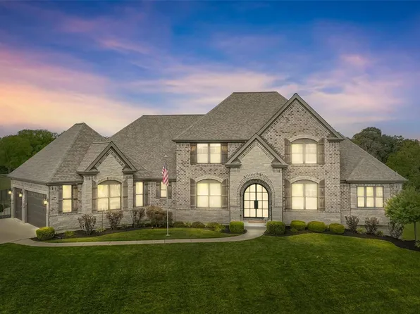 105 White Heron Ln, Defiance, MO 63341