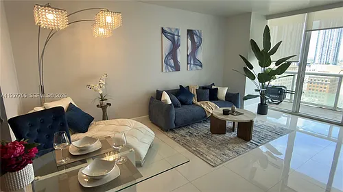 50 Biscayne Blvd #1907 Photo 1