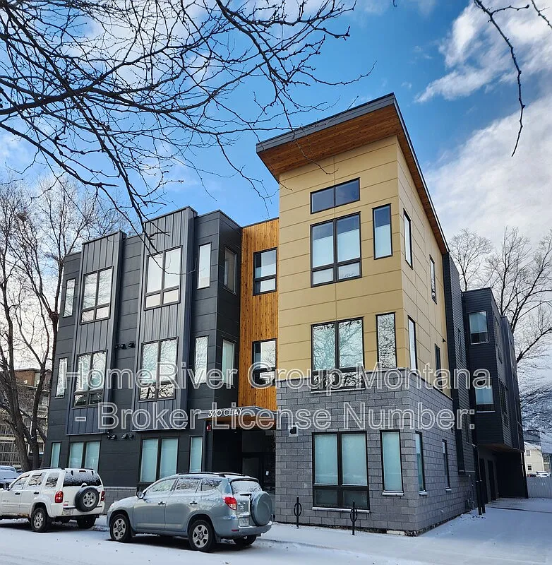Studio, 1.0 bath, 300 sqft, $1,050 — Photo 1