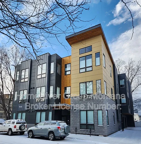320 Clay St Photo 1