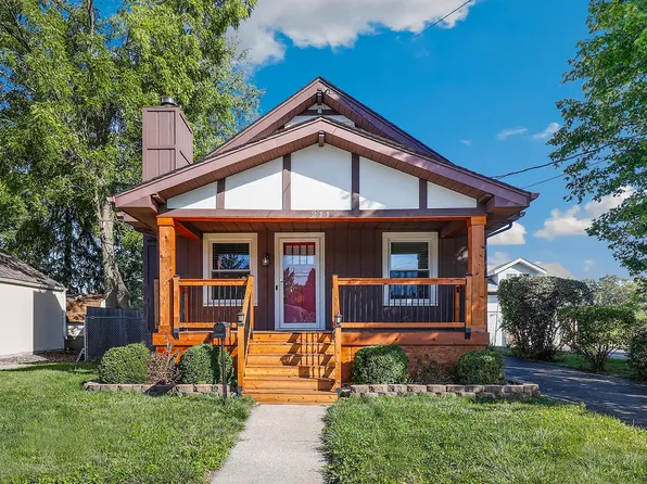 211 Greiving St, Dyer, IN 46311