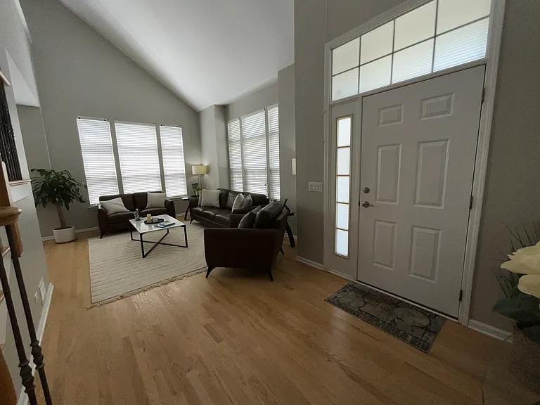 2069 Inverness Dr — Photo 5