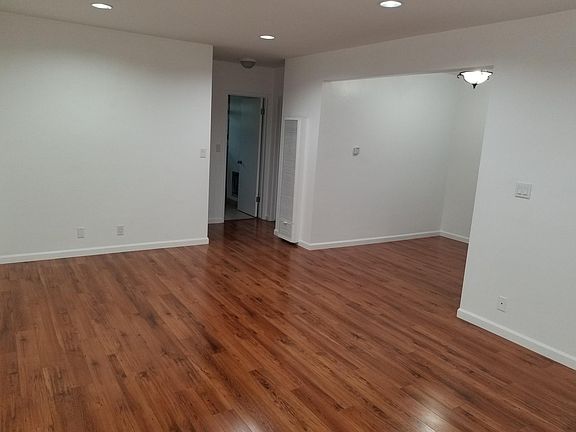 4th image of 1231 N Genesee Ave APT 4