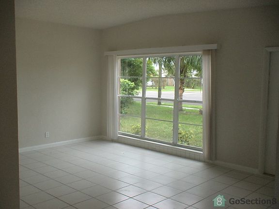 3rd image of 1111 NW 21st St