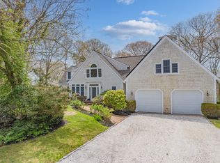 204 Clamshell Cove Rd, Cotuit, MA 02635