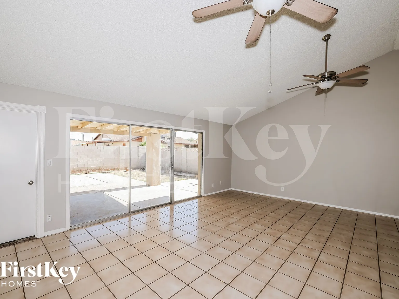 5 bed, 2.0 bath, 1738 sqft, $1,845 — Photo 2