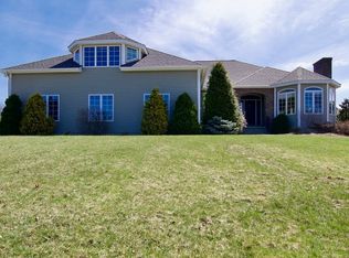 29 Paige Hill Rd, Brimfield, MA 01010