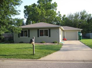 2425 Purcells Ml, Manhattan, KS 66502