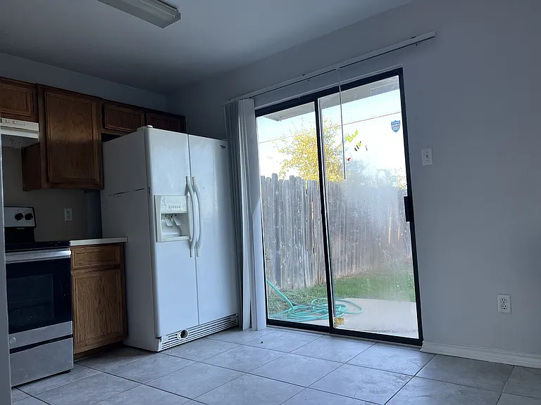2507 Schwald Rd — Photo 4