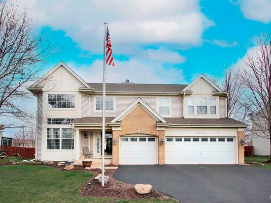 5733 Foxfield Ln, Lake In The Hills, IL 60156