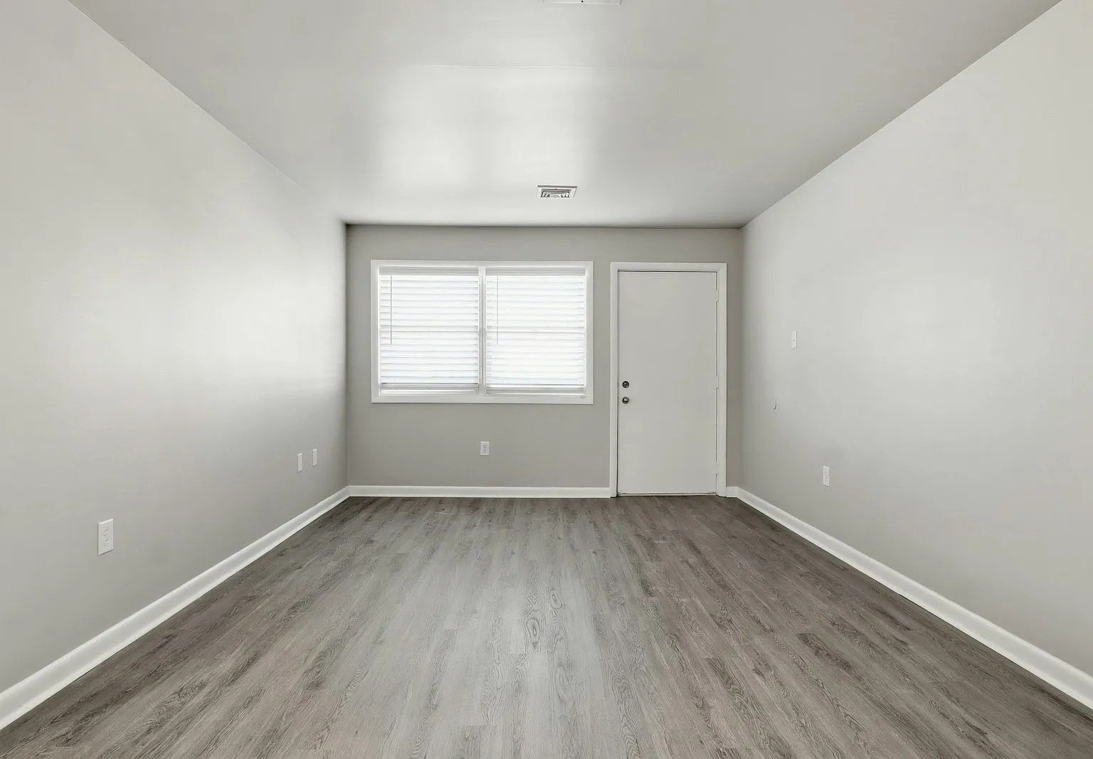 105 East Allen Street, Unit 101 — Photo 3