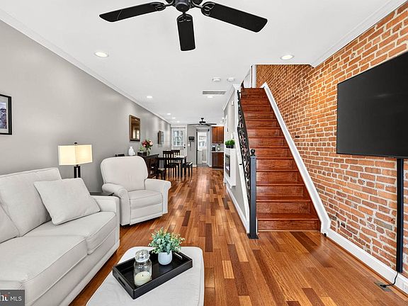 5th image of 1632 Belt St