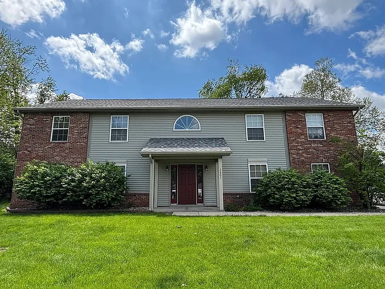 2801 Horizon Dr — Photo 1