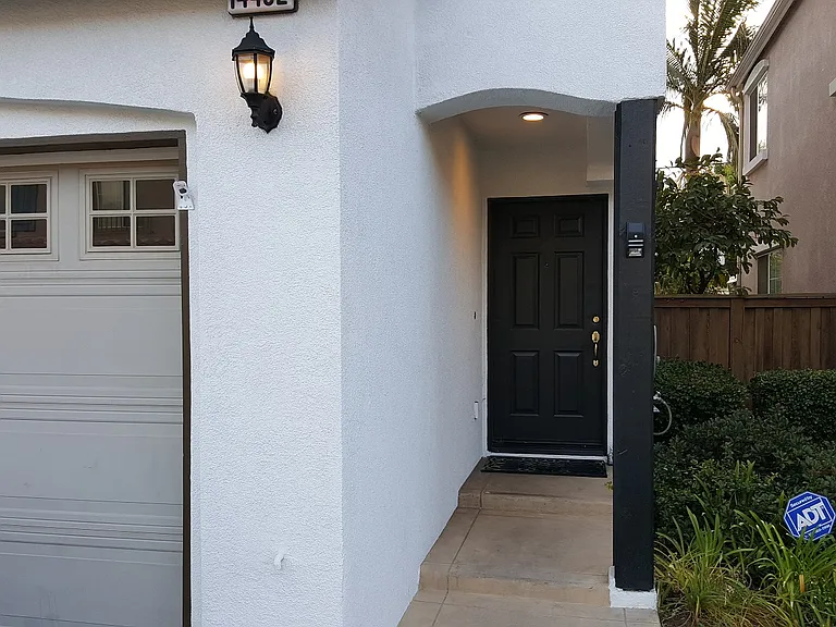 14452 Arbor Ln — Photo 2