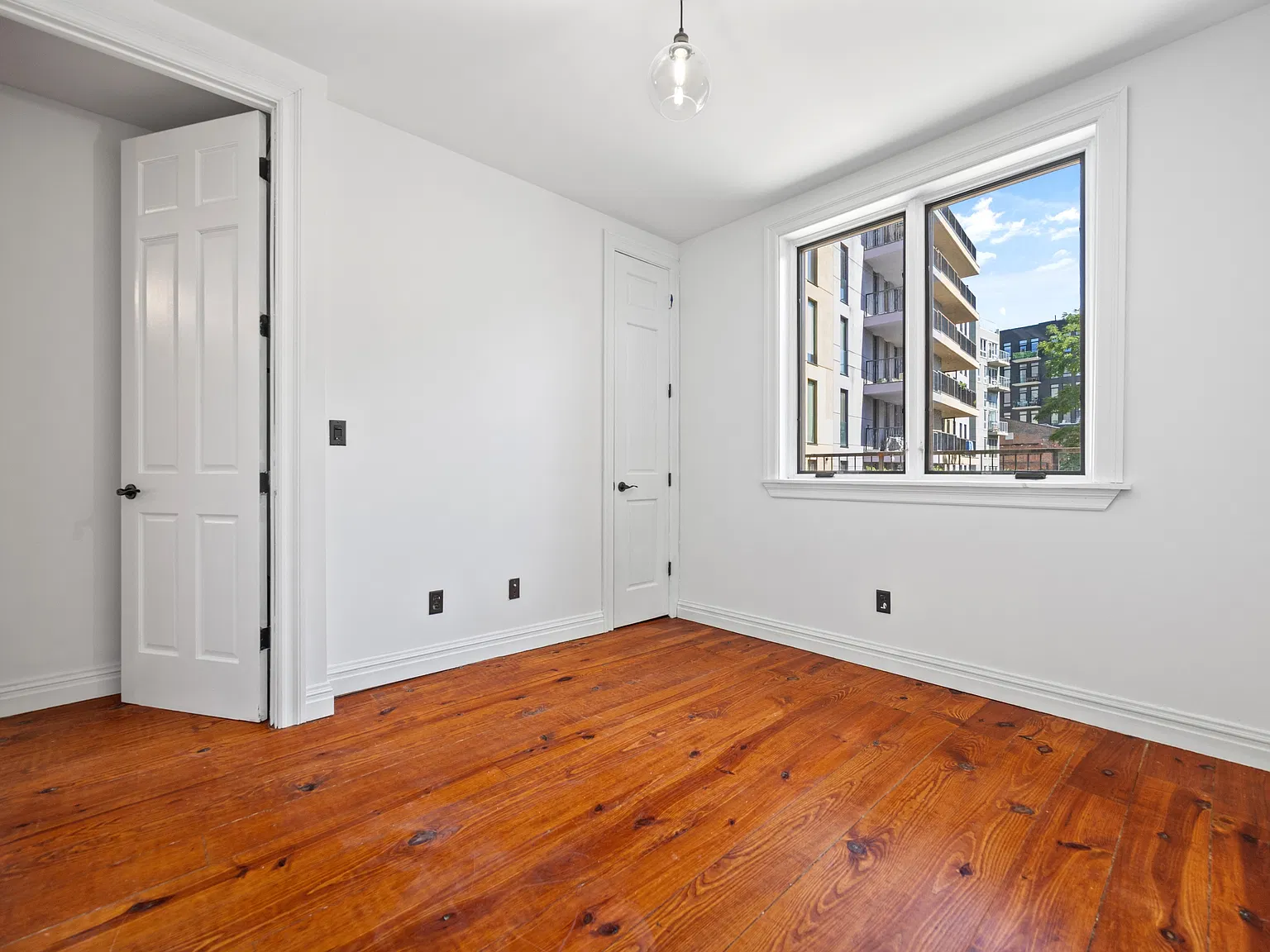 235 Kent Ave — Photo 2