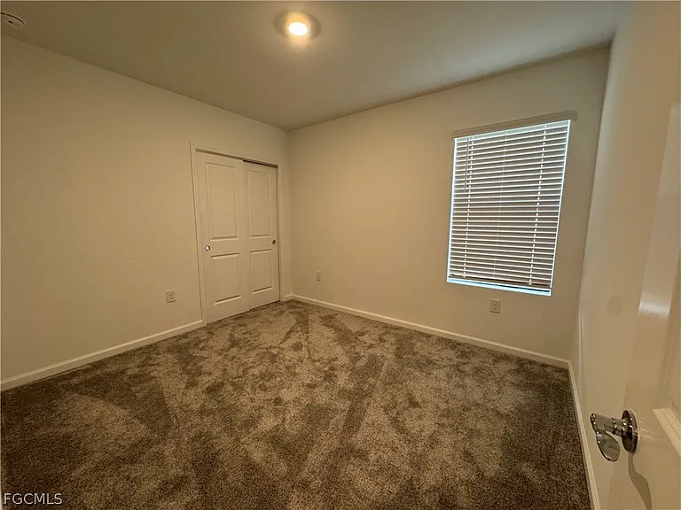 1024 Caloosa Breeze Dr — Photo 12