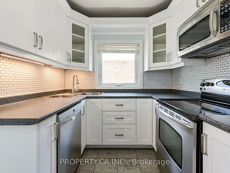 17 Park St — Photo 13