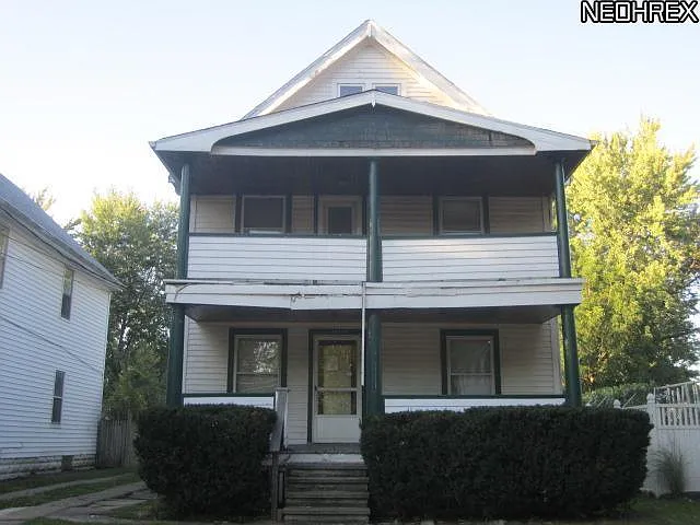 16115 Huntmere Ave photo 1