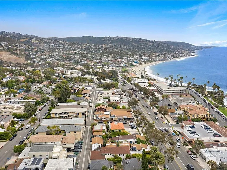 432 N Coast Hwy — Photo 14