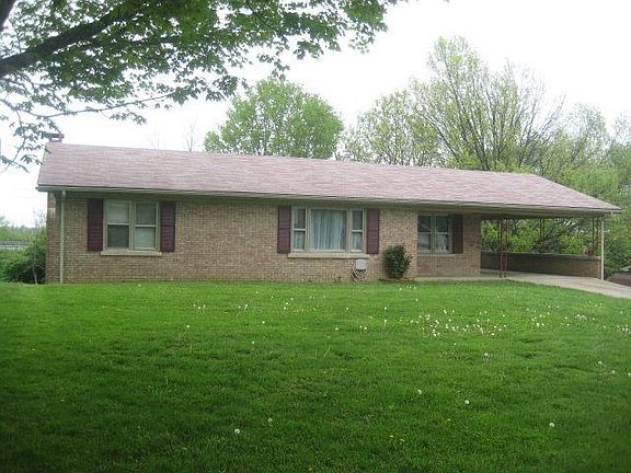 3rd image of 113 Rebecca Dr
