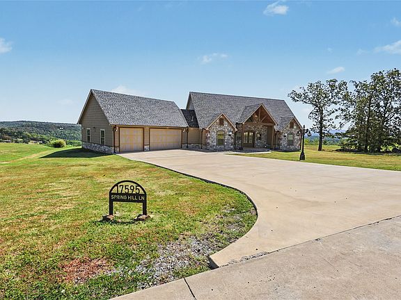 4th image of 17595 Spring Hill Ln