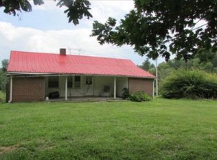 3828 Double Cabin Rd, Hillsville, VA 24343