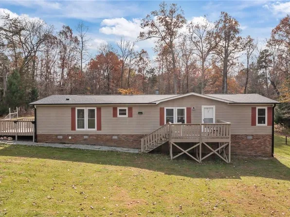 3829 Gayle Dr, Haw River, NC 27258