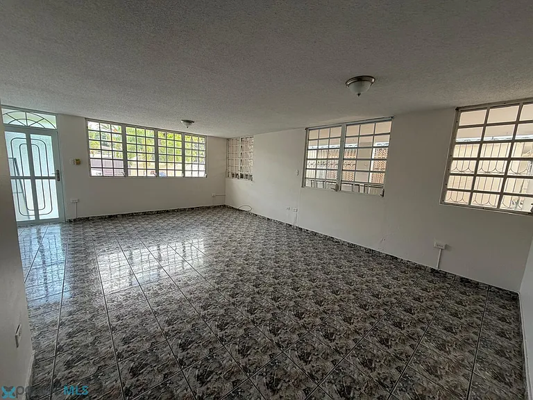 F23-1 Urb. Jardines De Ponce Calle Cundeamor Ponce #1 — Photo 4