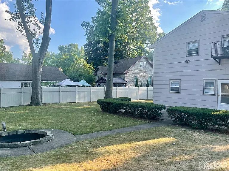 2nd image of 245 Linden Ave #2