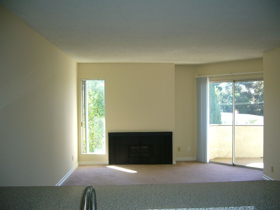 Ben Lomond P&W Johnsen Revocable Trust Apartment Rentals Los