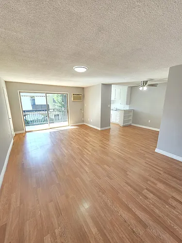 13813 Oxnard Photo 1