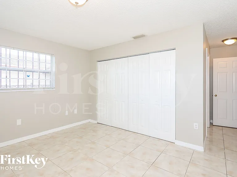 3410 NW 203rd St — Photo 9