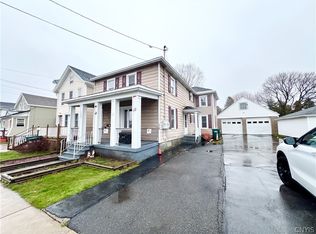 113 E 9th St, Oswego, NY 13126