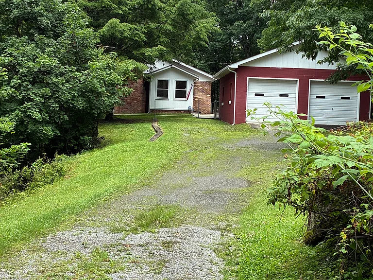 348 Harpertown Rd — Photo 1