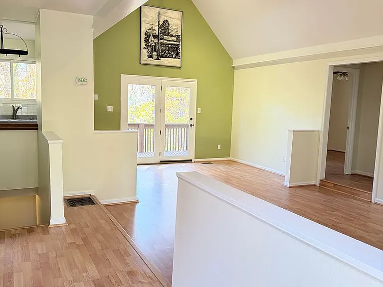 56 Dunwood Rd — Photo 5