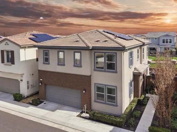 1122 S Morning Glory Dr, Mountain House, CA 95391