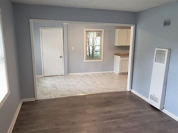 4th image of 825 Haven St SE