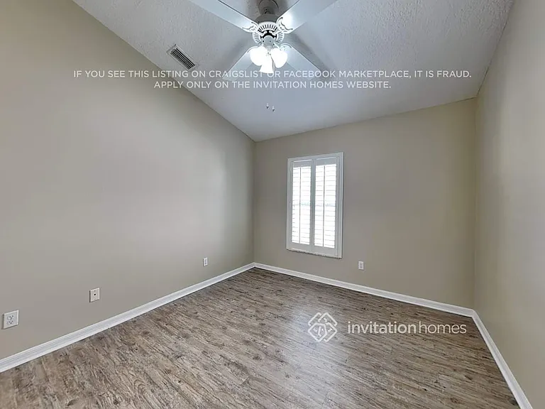 228 Churchill Dr — Photo 14