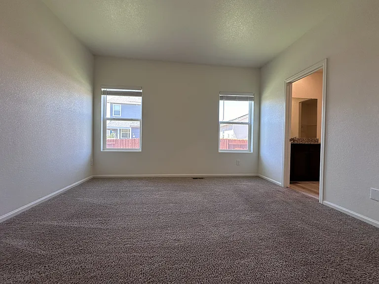 525 Quincy Rr Ave — Photo 12