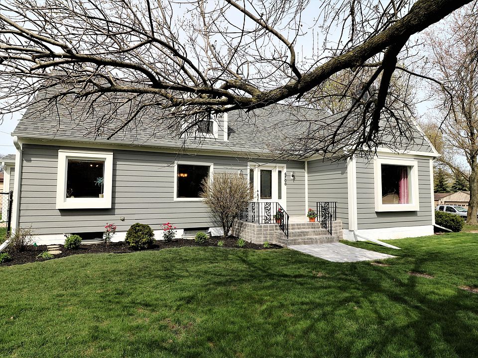 1st image of 4700 W Saint Francis Ave