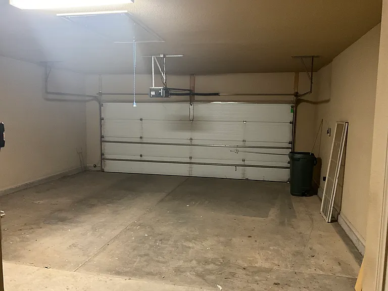 5103 Jarvis St — Photo 12