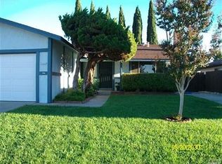 1084 Hawk Ln, Fairfield, CA 94533